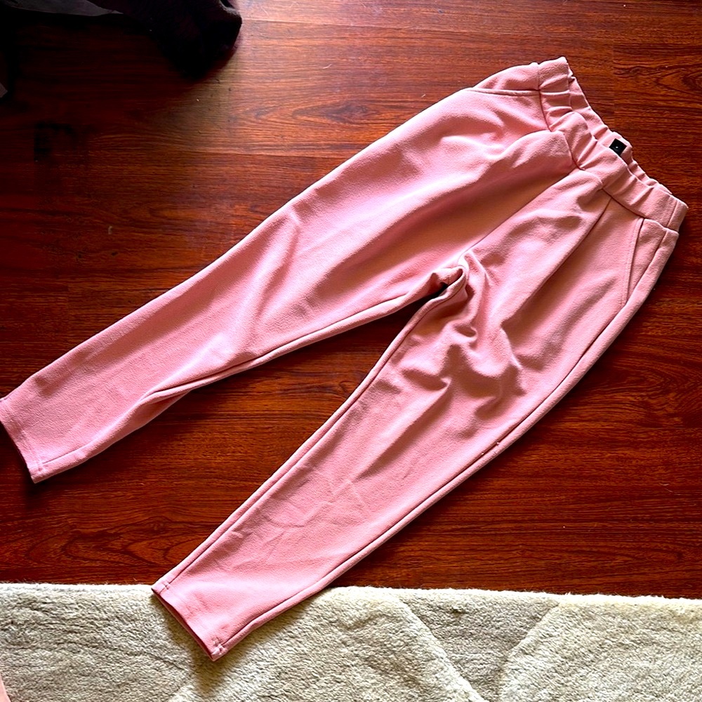 SHEIN Pink Tapered Pants. Elastic waist with 2 front pockets. Size large